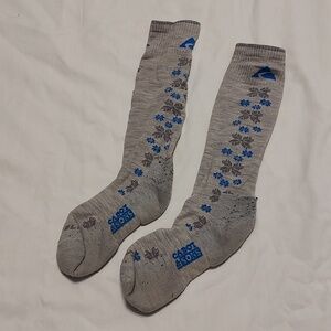 Cabot & Sons Women's Knee-High Sports Socks - M